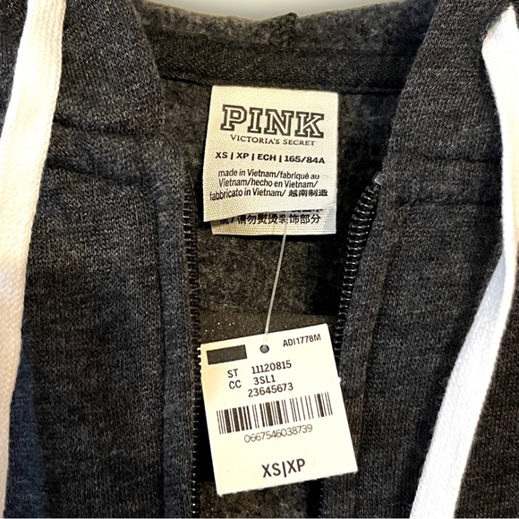 Pink Victoria Secret zip up hoodie BNWT - Picture 2 of 3